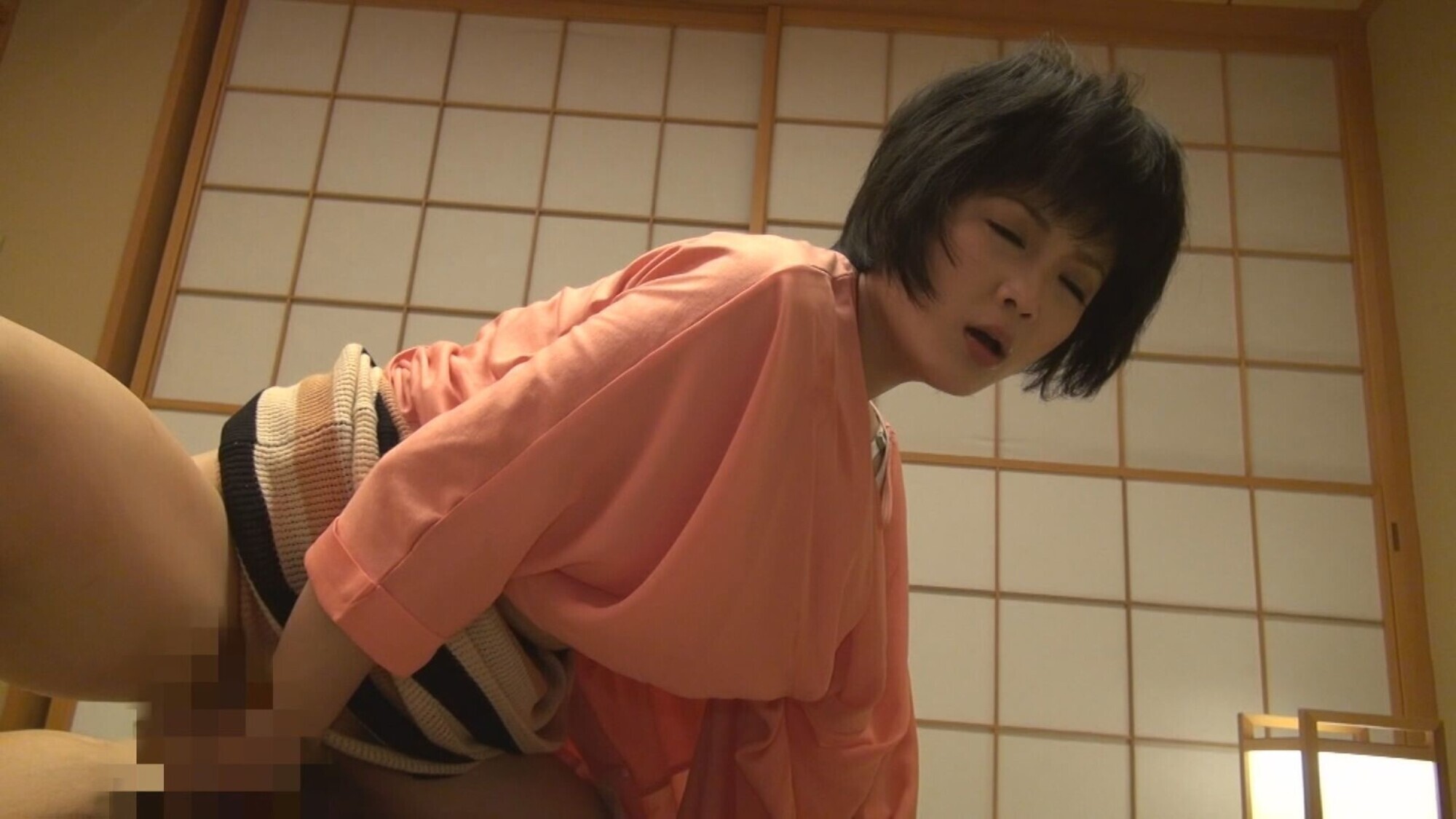 エッチなアルバイト！ほんわか奥様は久しぶりの男根に歓喜の声をあげる