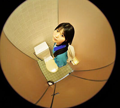 SNSで出会ったクズ男にハマった結果、公衆トイレでさくっとヌくための肉おナホ要員にされた18歳の記録映像。最終的に都合のいいように扱われ続けて涙目になるまでマワしつくされる。 寺川ねね