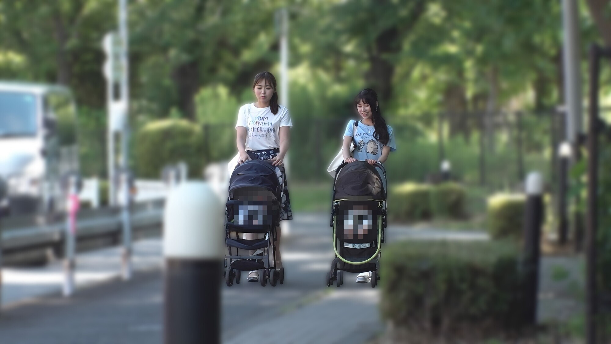 優しいママ友さん 童貞くんにハーレム3P筆おろし！