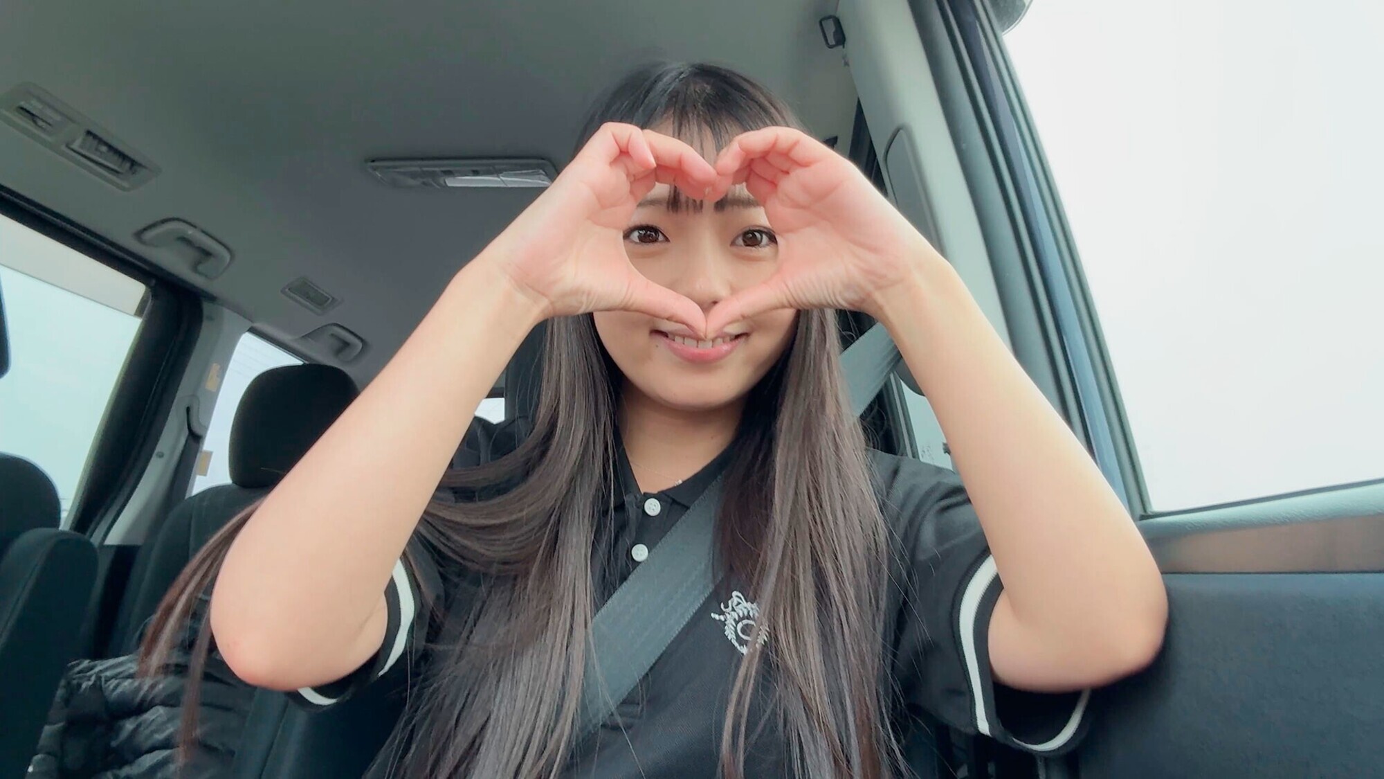 「精子が出るところも中に出されるところも感じたい･･･」パイパン美少女セフレ泉りおんと真正半外半中出しデート