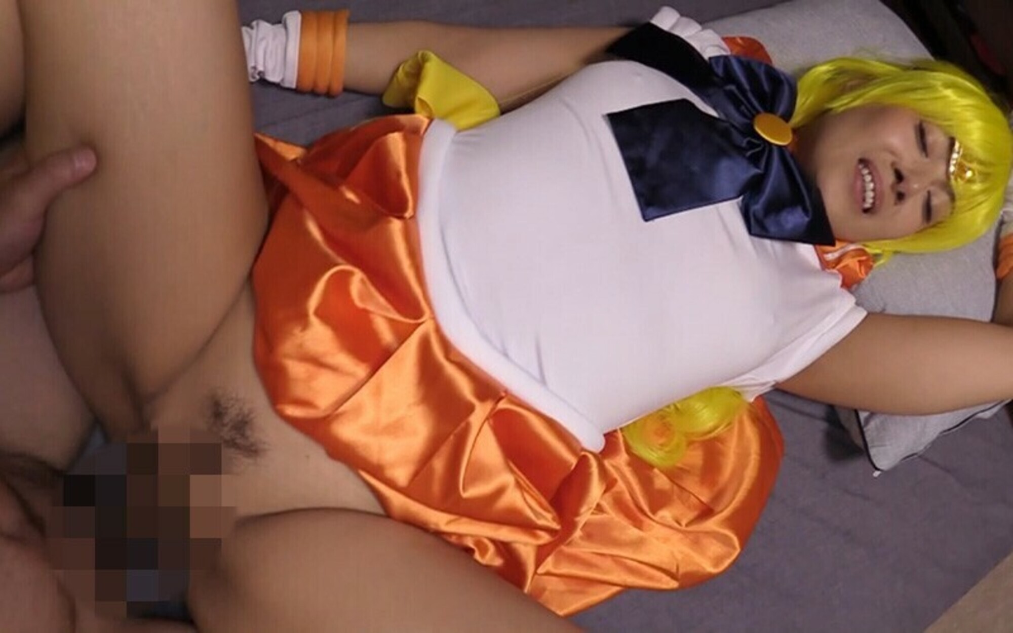 セー●ー戦士もエヴ●も大集合！熟女が恥ずい衣装で濡れ濡れマ●コ！コスコスこすったオッ勃ち肉棒で膣内大量発射！