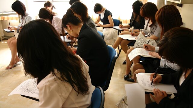 【AIリマスター版】現役素人家庭教師をアンケート調査という名目でヤッちゃいました！！