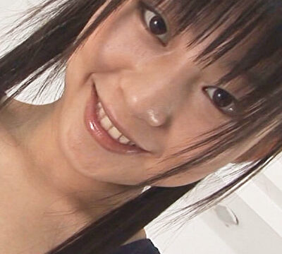 飾らない純粋さが愛おしい娘が小さな身体で一生懸命マットプレイ！入口もキツキツな小さなアソコで肉棒を咥えこんで中出しセックス！