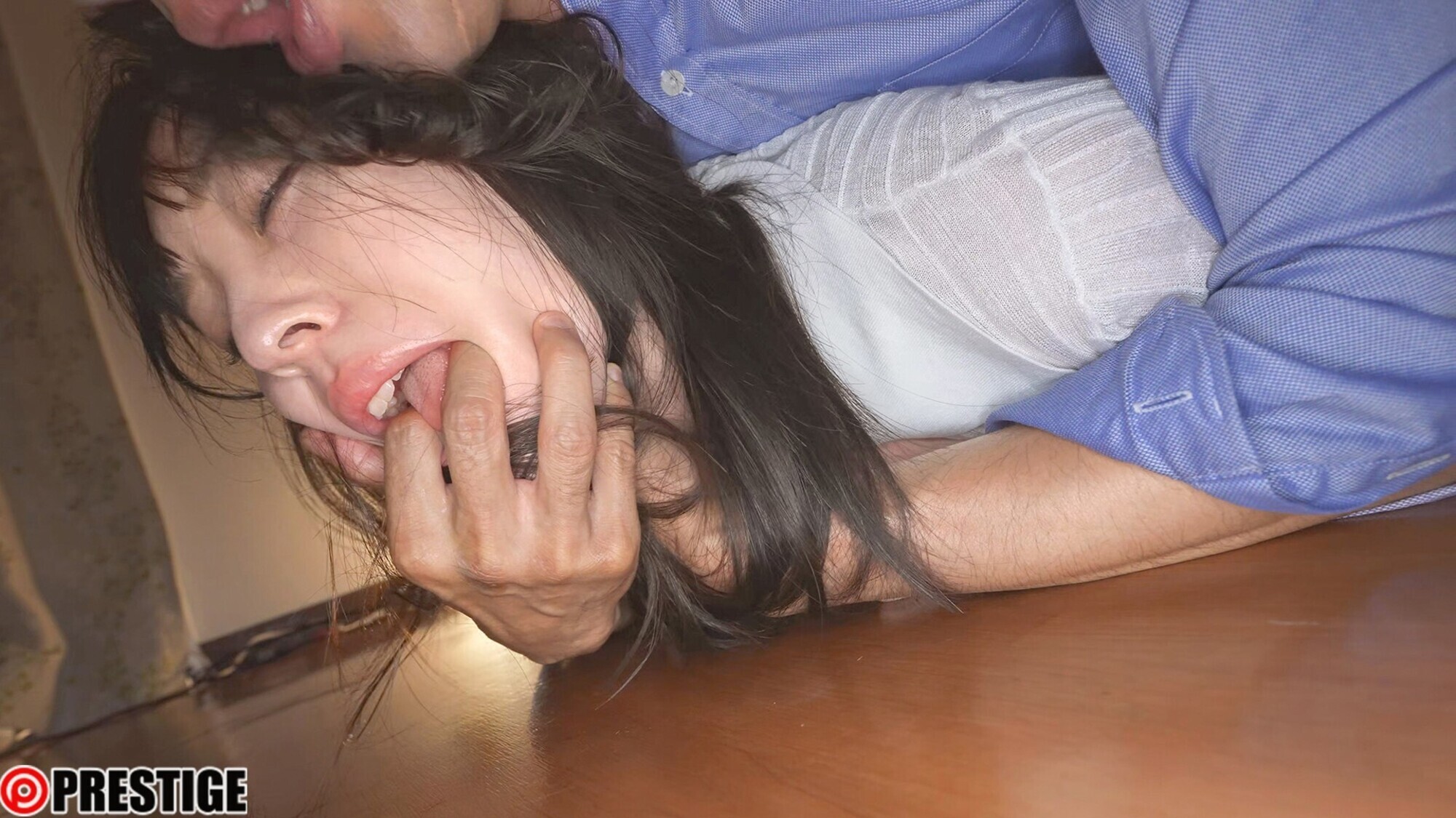 平日女教師、週末オナホ。 瀧本雫葉