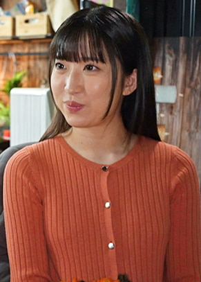 大復活！素人援交生中出し 映画オタクのやよいちゃんは乱暴されたい！犯されたい！首絞め騎乗位からの～乳首ギューん 歪んだM願望が叶って小柄ボディは幸せ絶頂