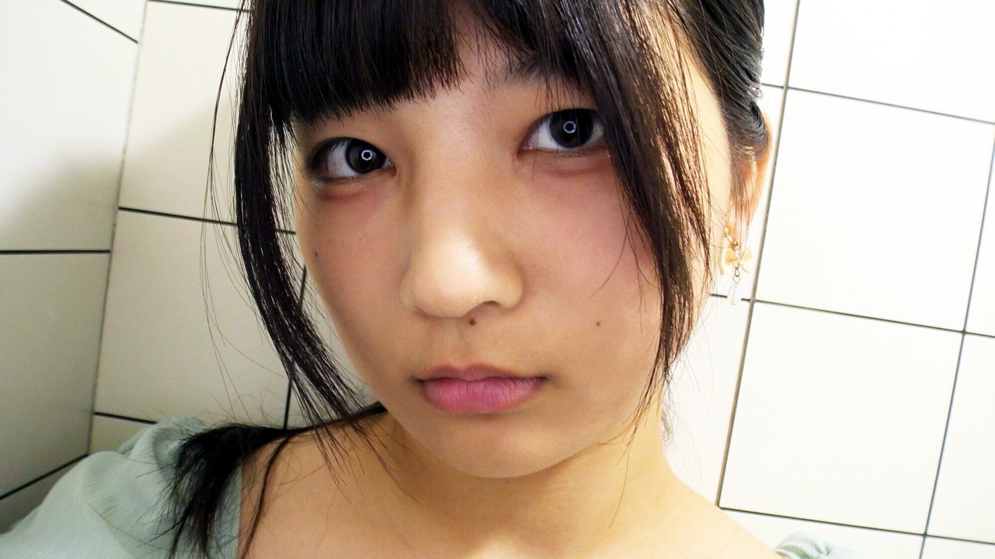 街でエロいお姉さんに誘われ･･･一滴残らず絞り取ってあげる 柊みおり