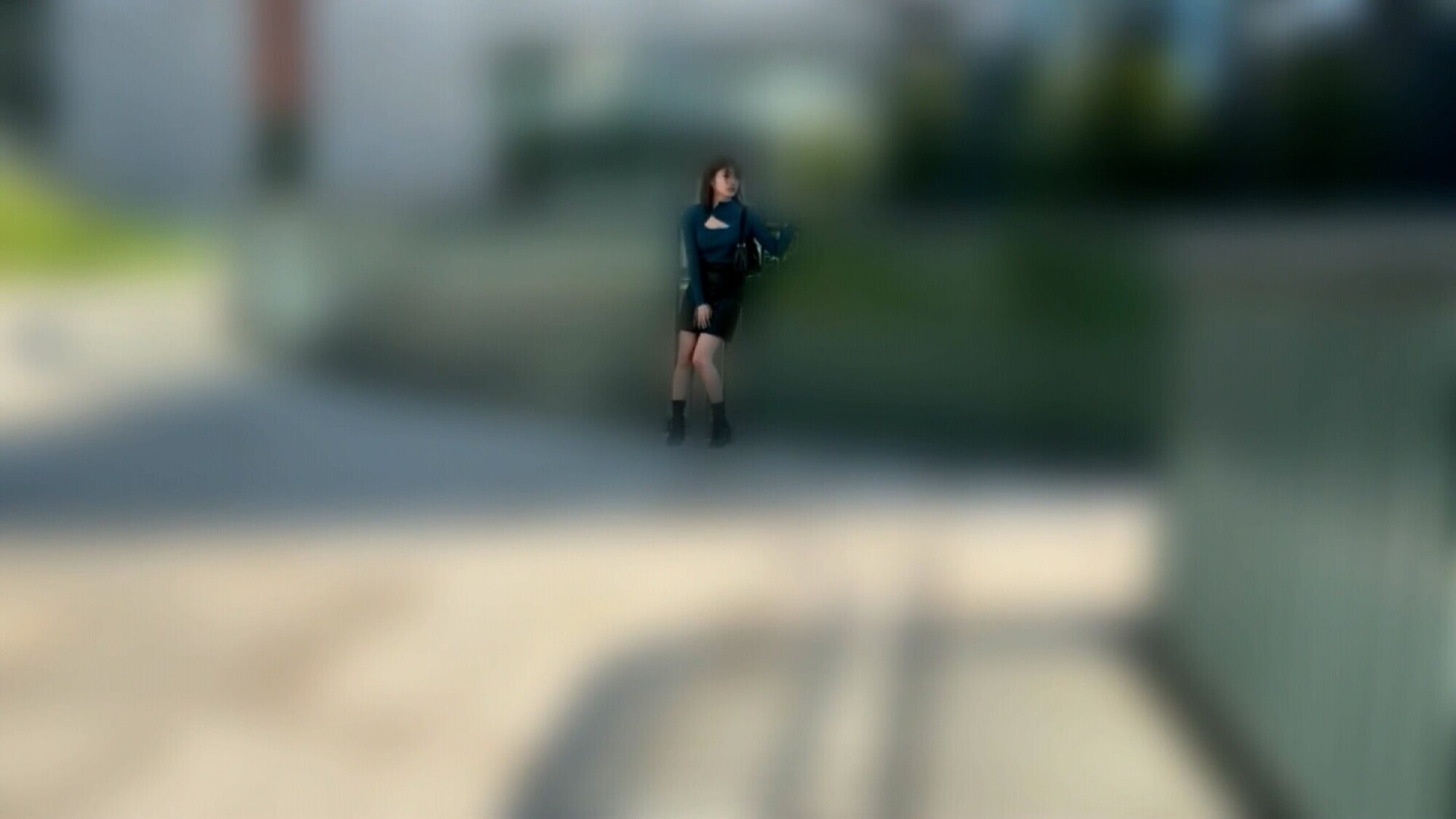 リモバイ散歩！街中で4人の女と絶頂恥●プレイ！ VOL.3