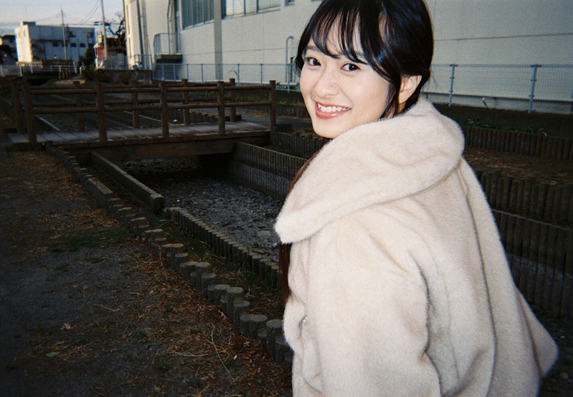 バック大好き！！美尻セフレちゃん花守夏歩とラブホをはしごして丸1日巣ごもり尻揉み中出しデート