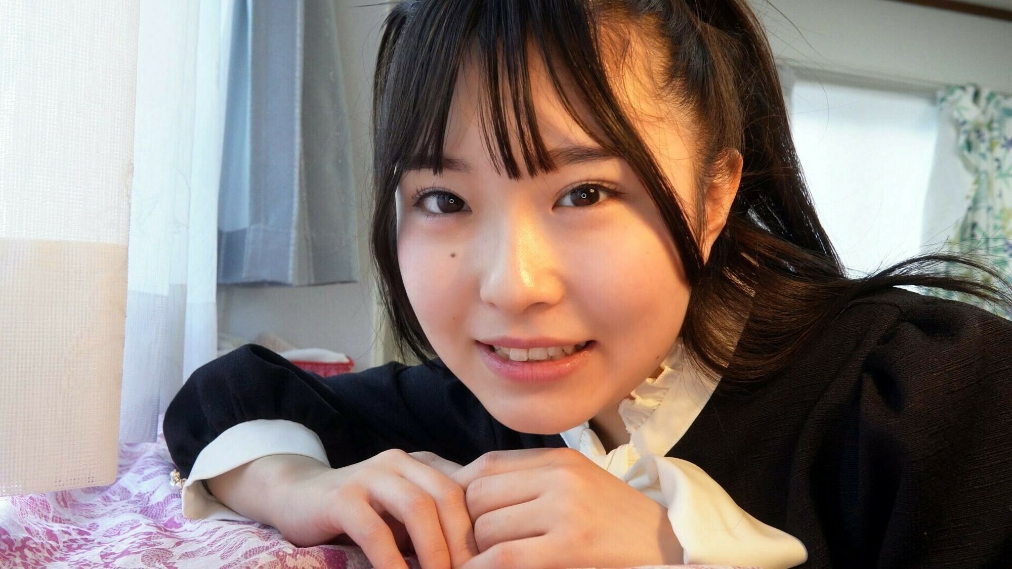 「一緒にオナニーしよっ」 おま〇こぴちゃぴちゃ自撮り女子 40人