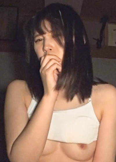 ピンク乳首がエロい美乳JKと気持ちよすぎる静音SEX