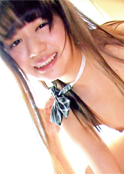 クールな塩対応ダウナー系女子がおじさんチ●ポに媚び媚びご奉仕 Yukino Nagi